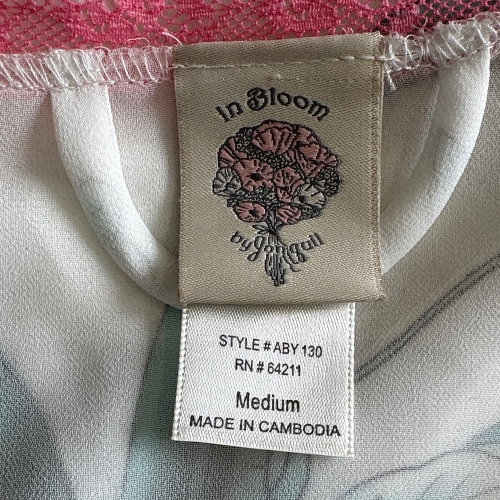 In Bloom by Jonquil White Floral & Butterfly Kimono Robe with Pink Trim Sz M - Picture 4 of 5